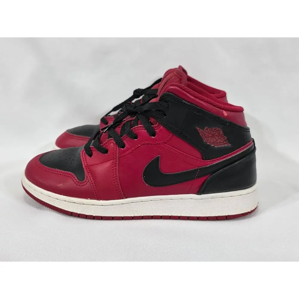 Nike Air Jordan 1 Mid Reverse Bred Big Kids Youth Size 7Y Red Black